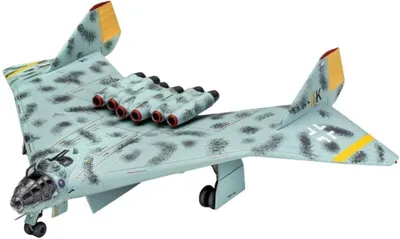 Model asamblat Revell Militar: avioane - bombardier Arado Ar-555