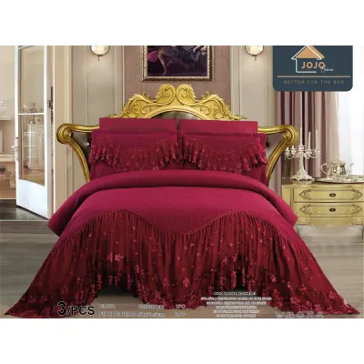 Cuvertura pat dublu, 3 piese, Bumbac Finet, 220x280cm, cu volanase si broderie, Jojo Home, Grena