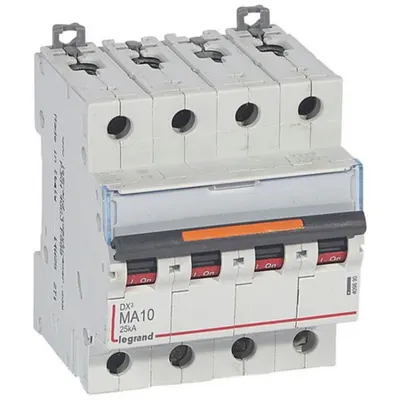 Disjunctor DX³ MA-4P-400V~-10A-25kA-magnetic simplu - 4M