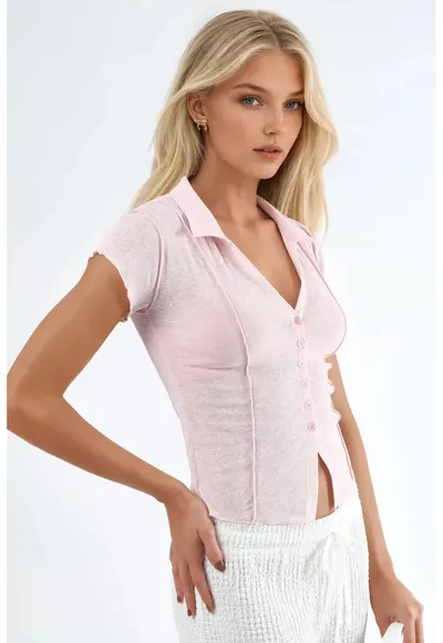 Tricou cu guler ascutit - Roz pudrat