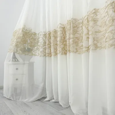 Perdea Evelyn din Voal Brodat, model cu frunze, Ivoire - Maro, 140cm latime x 260cm inaltime, cu rejansa pt bara