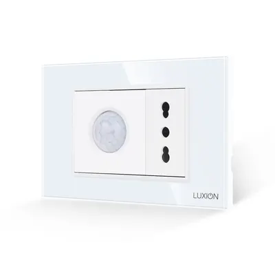 Senzor de Miscare 2M si Priza Ingusta LUXION cu Rama din Sticla, Standard Italian, 3M