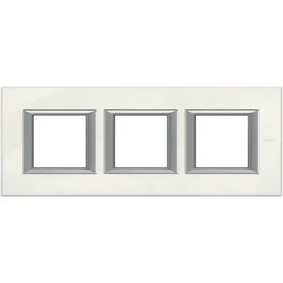 Rama Axolute alba - 3 x 2 cu distan ta de 71 mm