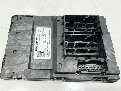 Calculator confort bcm 8W0907063AC Audi A4 (2015-2019) [8W2, B9] 2.0 tdi DEUA