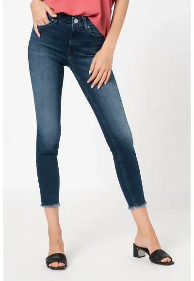 Blugi crop skinny cu terminatii franjurate Blush - Albastru inchis/Bleumarin