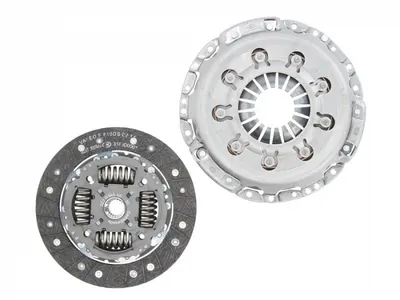 Kit ambreiaj (Cu capac ambreiaj; cu placa de presiune; fara rulment de eliberare, 220mm) potrivit DACIA DUSTER, DUSTER SUV; NISSAN TERRANO; RENAULT CLIO III 1.6 1.6ALK 1.6LPG 10.05