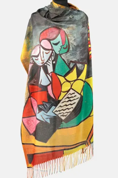 Esarfa cashmere cu doua fete imprimata cu model inspirat a Two girls reading a lui Picasso