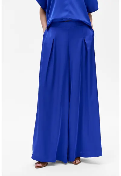 Pantaloni relaxed fit cu talie medie