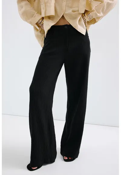 Pantaloni drepti cu talie joasa - Negru