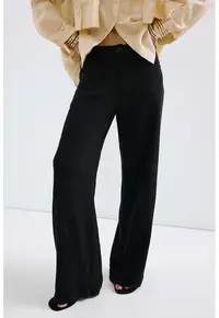 Pantaloni drepti cu talie joasa - Negru