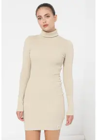 Rochie bodycon mini cu guler inalt - Maro camel