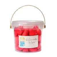 Galetusa cu bomboane in forma de capsuni - fraises