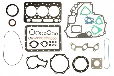 Set complet garnituri motor potrivit KUBOTA D722 potrivit BOBCAT 453F, 463F, E08, E10, E14, E16, 320, 322; BOMAG BW80AD-2, BW80ADH-2; KUBOTA B 7000, B 7400, B 7400 HSD, B 1800 D, B 1800 E, K 008
