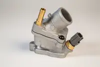 Termostat lichid racire (90 C, in carcasa) potrivit VOLVO C30, C70 II, S40 II, S60 I, S80 I, V50, V70 I, V70 II, XC70 I, XC90 I 2.0-2.5 04.96-09.14