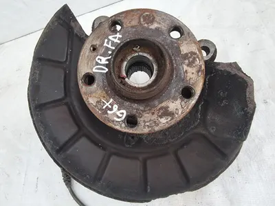 Fuzeta dreapta fata 1K0407256AA Skoda Octavia 2 facelift (2008-2013) 1.6 tdi CAYC