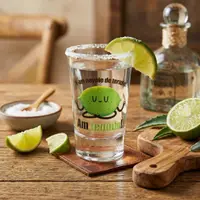 Pahar pentru shot, 7cm, cu mesajul N-am nevoie de terapie. Am tequila!