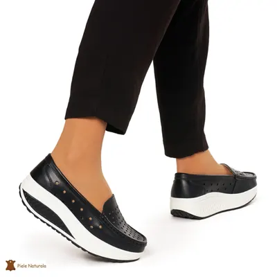 Mocasini Dama Piele Naturala perforati cu talpa groasa CRL0079 NEGRU
