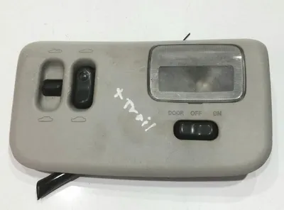 Plafoniera - lampa Nissan X-Trail (2001-2007)