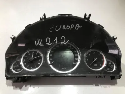 Ceasuri bord europa a2129001010 Mercedes E-Class (2009->) [W212]