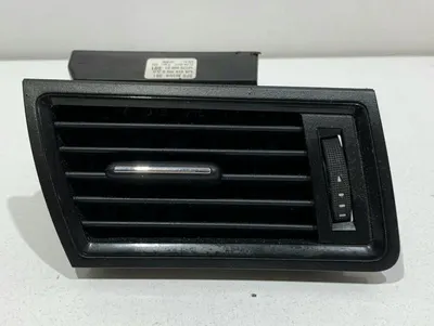 Grila ventilatie dreapta fata 5JA819702G Skoda Rapid facelift (2017-2019)