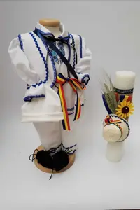 Set Botez Traditional Raul 19 lumanare si costumas