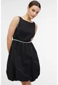 Rochie cu aplicatii cu strasuri - Negru