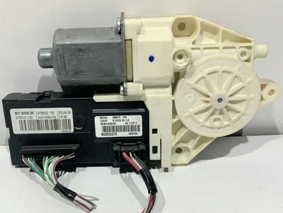 Motoras macara geam dreapta fata 807300002R Renault Laguna 3 (2007-2010)