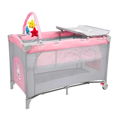 Patut pentru copii Juju Sleepy Baby Hunny Bunny pliabil, roti cu blocare, bara de jucarii, salteluta de infasat, geanta de transport, usita laterala cu fermoar, dimensiuni 125 L x 65 l x 78 cm