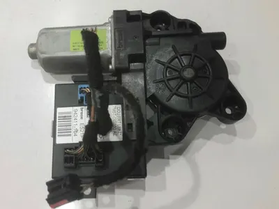 Motoras macara geam stanga fata cu modul 7m5t-14b533-ae Ford Focus 2 facelift (2008-2010)