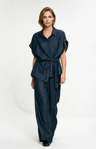 Compleu dama , camasa si pantaloni, croi lejer, elegant casual, din tencel, albastru jeans inchis
