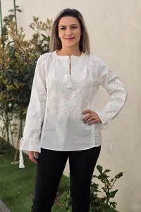 Ie Traditionala Beatrice