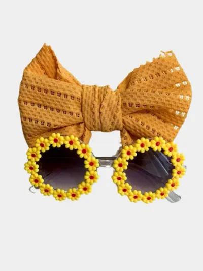 Set Ochelari de Soare pentru Fetite, Model Floricele Vesele, Marime Universala - Galben