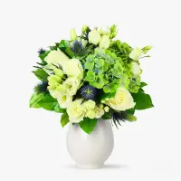 Buchet cu trandafiri si hortensii