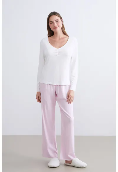 Pijama cu pantaloni lungi - decolteu rotund si model uni - Alb/Roz