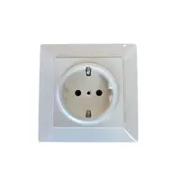 Priza Schuko 230V 16A + ornament 1 modul alb – solutie completa pentru instalatii electrice