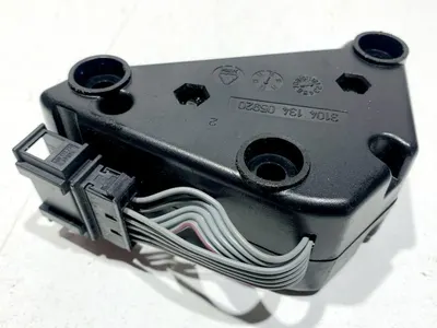 Amplificator audio 1K0035463D Volkswagen Golf 6 plus (2009-2014)