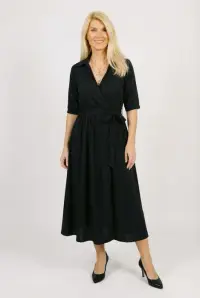 Rochie midi petrecuta cu cordon, din vascoza neagra