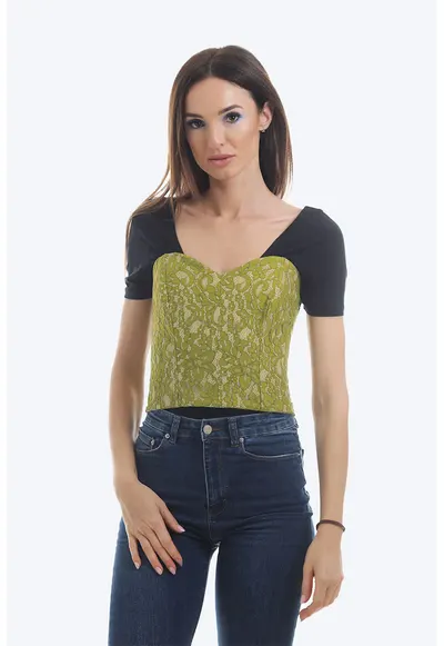 Corset din dantela cu detaliu cu siret - Verde