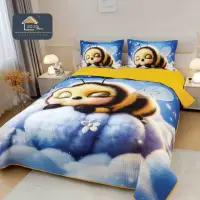 Cuvertura Matlasata, Bumbac Finet, cu Imprimeu 5D, 220x240cm + 2 fete de perna 50x70cm, Bleu, Galben, Albinuta