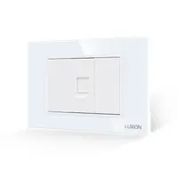 Priza Internet 1M + 2 Taste False LUXION cu Rama din Sticla, Standard Italian, 3M