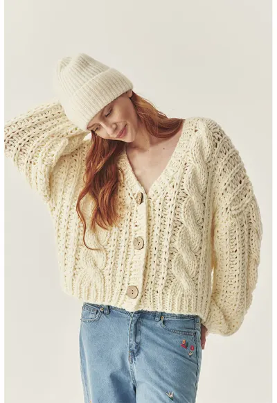Cardigan tricotat din amestec de lana cu aspect masiv TATUUM x Adeline Wang - Crem