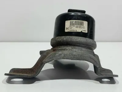 Suport / tampon motor dreapta 30671245 Volvo S60 2 (2010-2013) 2.4 D D5244T14