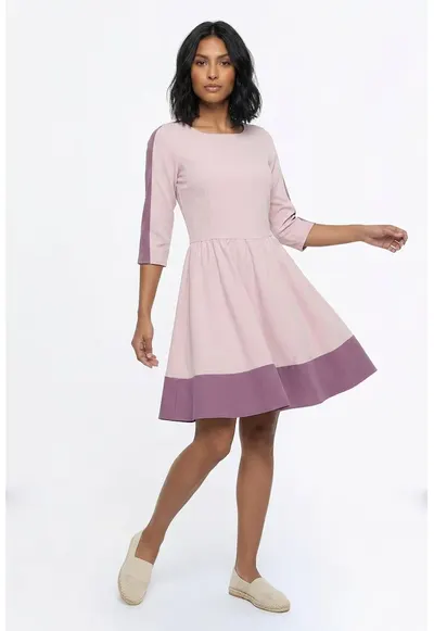 Rochie casual midi cu decolteu barcuta - maneca 3/4 - croiala regular si inchidere la spate - M1337 - roz - Roz