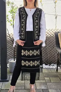Costum Traditional Vesta si Fote Olguta 4