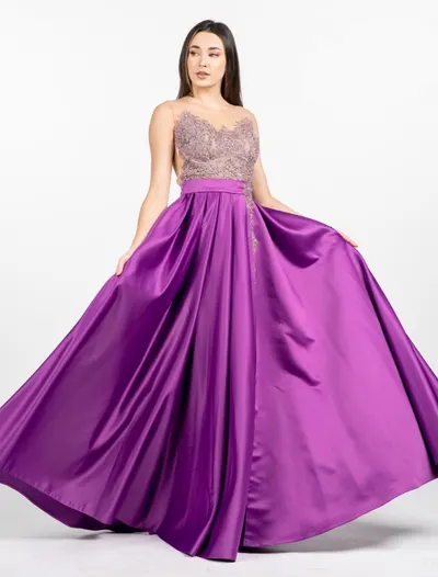 Rochie de ocazie lunga din tafta fucsia cu broderie pretioasa in partea superioara