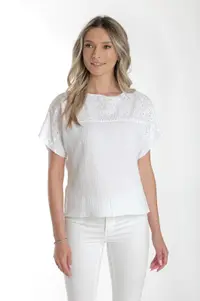 Bluza dantela brodata CV24058 alb, Cesy | marimea L