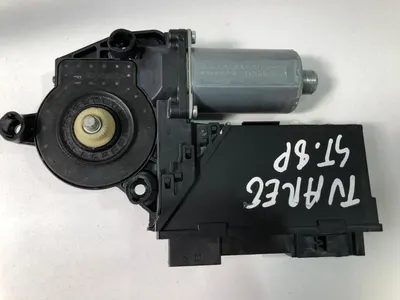 Motoras macara geam stanga spate cu modul 7l0959795a Porsche Cayenne 9pa (2003-2011)