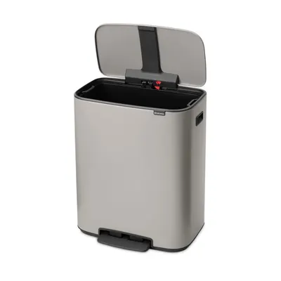 Coș de gunoi gri deschis cu pedală din oțel 60 l Bo – Brabantia