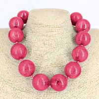 Colier scurt in stil retro, cu bile mari fucsia
