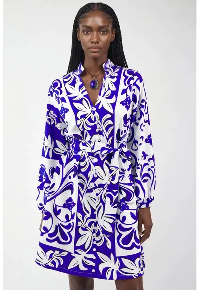 Rochie tip camasa mini - poliester/bumbac - imprimeu floral - decolteu in V - cu maneca lunga - curea - alb/albastru